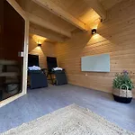 Schoenes In Neundorf Mit Grosser Terrasse By Interhome Casa vacanze Plauen