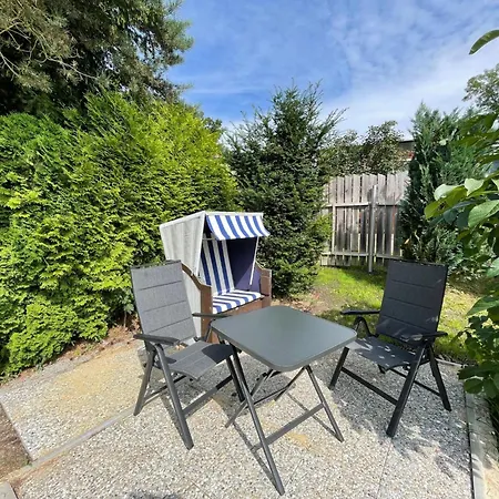 Schoenes In Neundorf Mit Grosser Terrasse By Interhome Casa vacanze