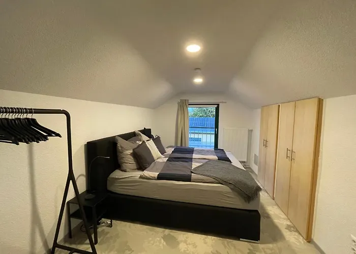 Schoenes In Neundorf Mit Grosser Terrasse By Interhome Casa vacanze Plauen