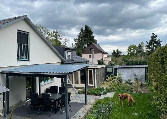 Schoenes In Neundorf Mit Grosser Terrasse By Interhome Casa vacanze