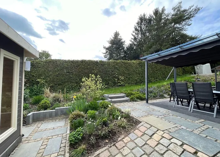 Schoenes In Neundorf Mit Grosser Terrasse By Interhome Plauen