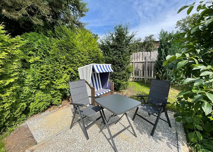 Schoenes In Neundorf Mit Grosser Terrasse By Interhome Casa de Férias